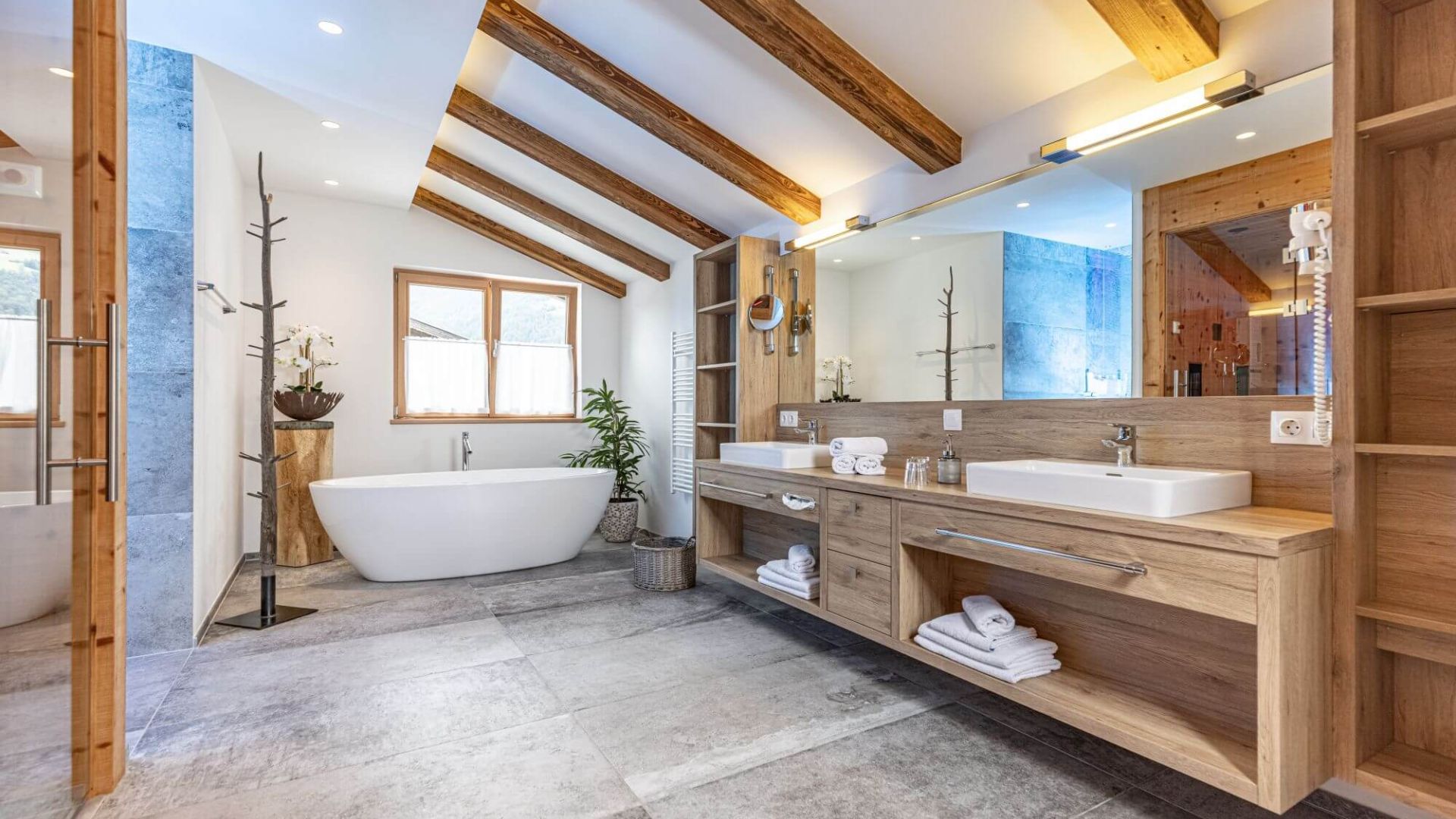 Luxuriöses Urlaub Appartement in Reith mit freistehender Badewanne - Appartement Rubin & Smaragd